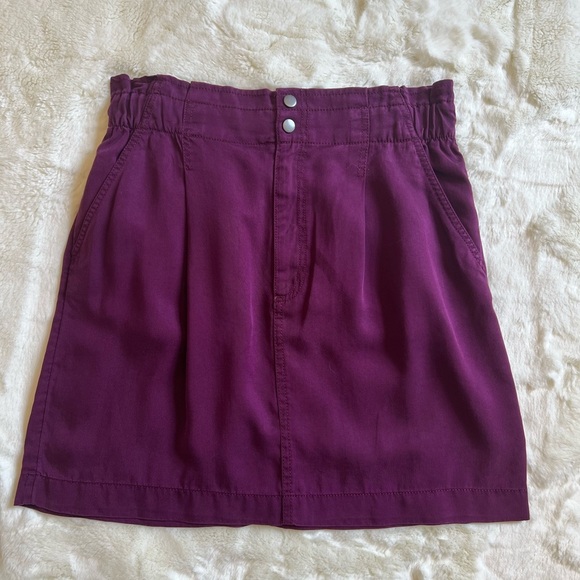 LOFT Emory Paperbag Waist Skirt | Plum Burgundy | Size 6 - Picture 6 of 7